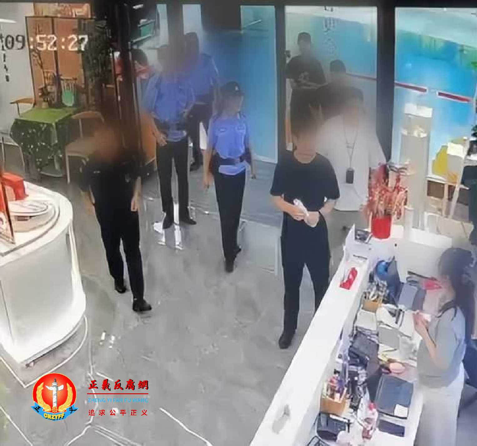 9月22日上午9时,网友“高洪波”在北京市海淀区上班时被跨省湖南省石门县公安局传唤询问,涉嫌侮辱诽谤,要求配合调查.jpg 9月22日上午9时,网友“高洪波”在北京市海淀区上班时被跨省湖南省石门县公安局传唤询问,涉嫌侮辱诽谤,要求配合调查.jpg