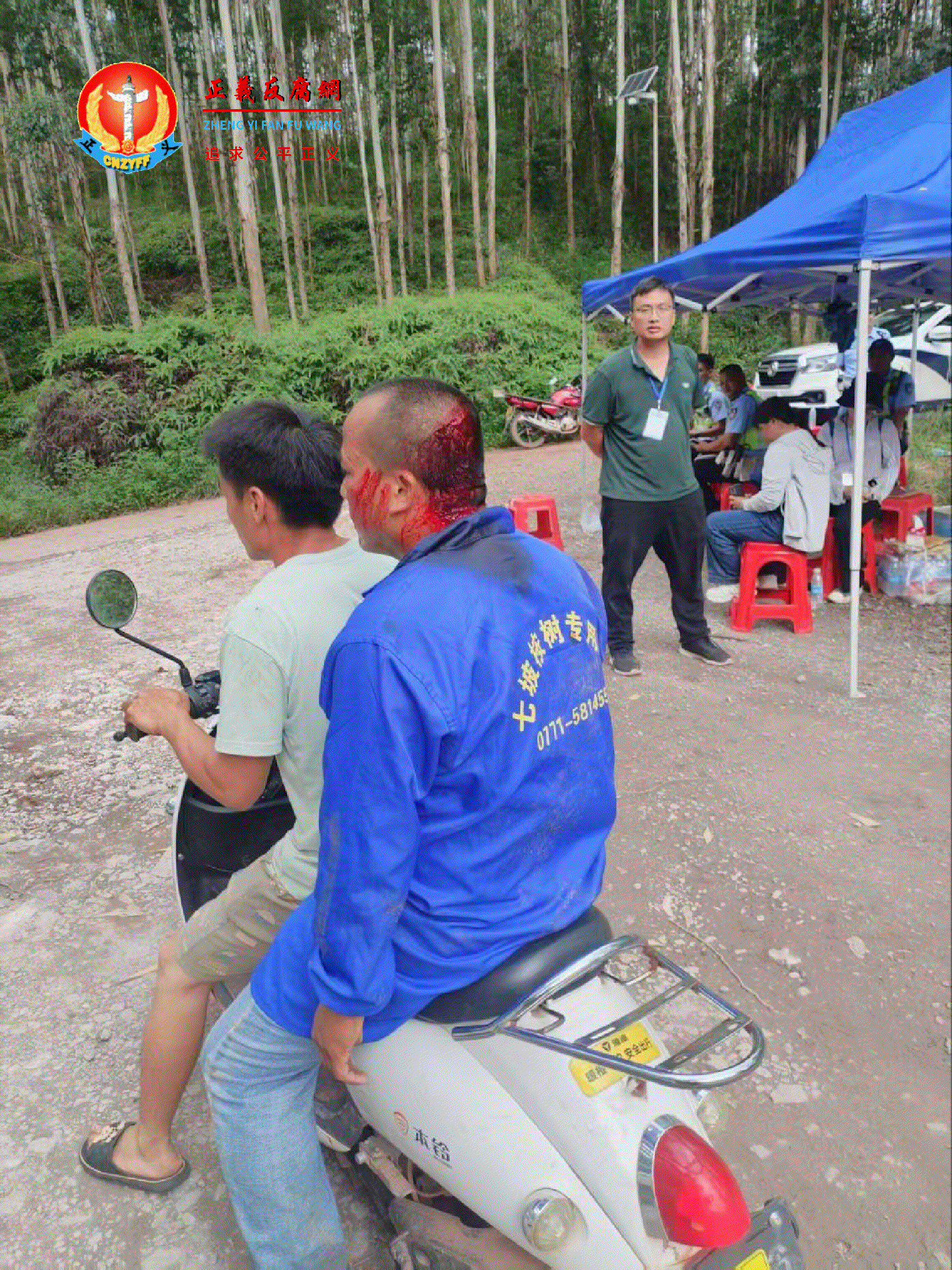广西南宁市邕宁区百济镇华达村受伤村民。..gif